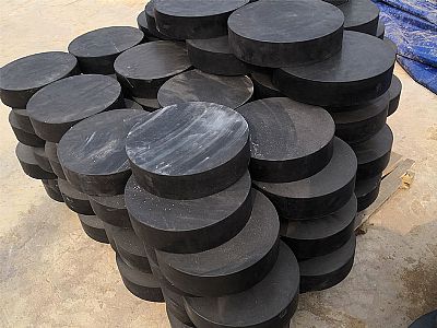 武胜县板式橡胶支座由若干层橡胶片与薄钢板经加压硫化